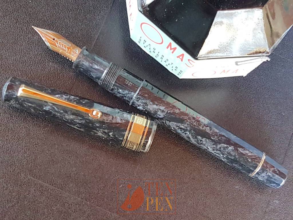 OMAS EXTRA Collezione Celluloide - speckled Gray - NOS